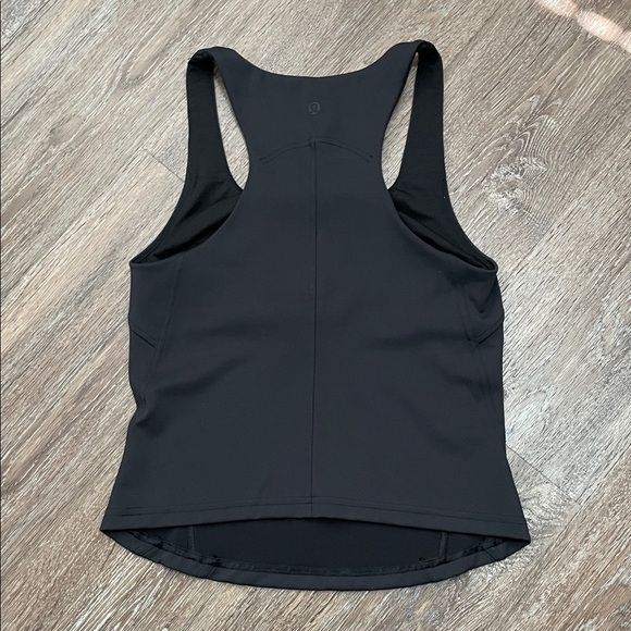 Like New Lululemon InStill Bundle. Size Top 6/Bottoms 4 - Picture 4 of 12